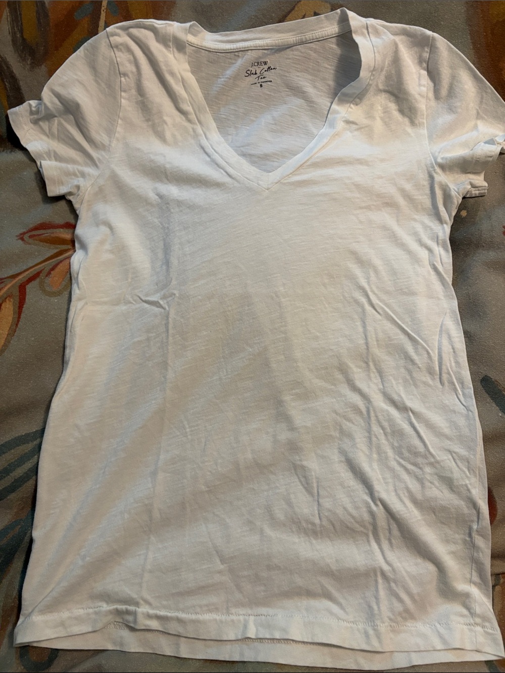 J. Crew Women’s Slim V-Neck Tee Set in Fuchsia, White, Pink & Two Blues - Picture 5 of 7
